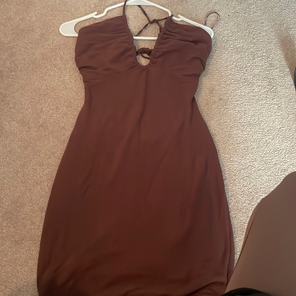 Brown dress